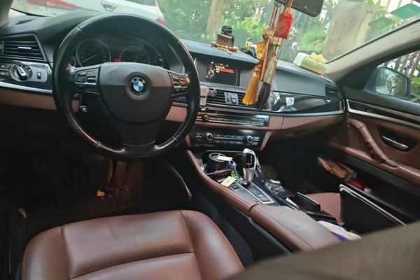 BMW 5 Series 2015, 111500 км, за 9999999 USD - фото 10