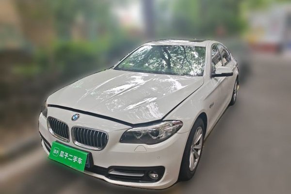 BMW 5 Series · 2015 год