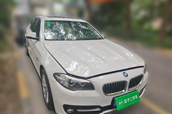 BMW 5 Series 2015, 111500 км, за 9999999 USD