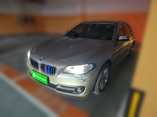 BMW 5 Series · 2017 год