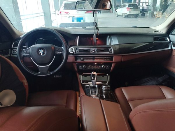 BMW 5 Series 2017, 195300 км, за 9999999 USD