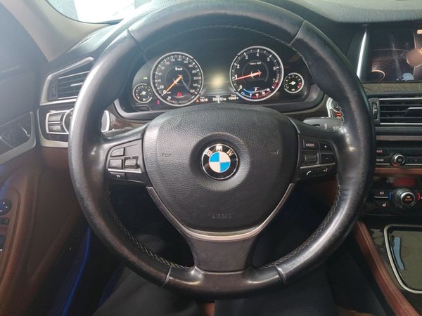 BMW 5 Series 2017, 195300 км, за 9999999 USD - фото 6
