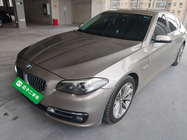 BMW 5 Series · 2017 год