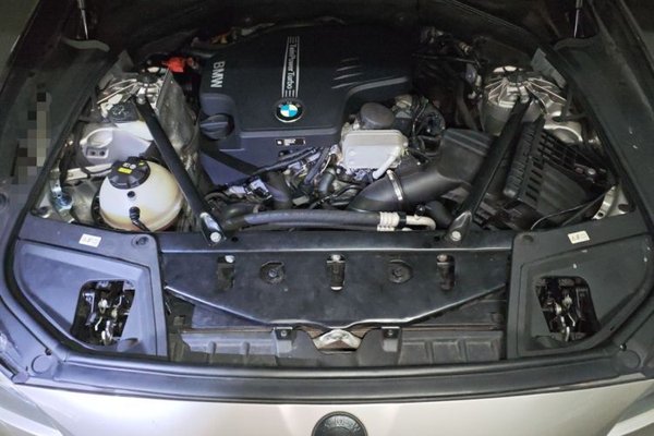 BMW 5 Series 2017, 92600 км, за 15057 USD - фото 17