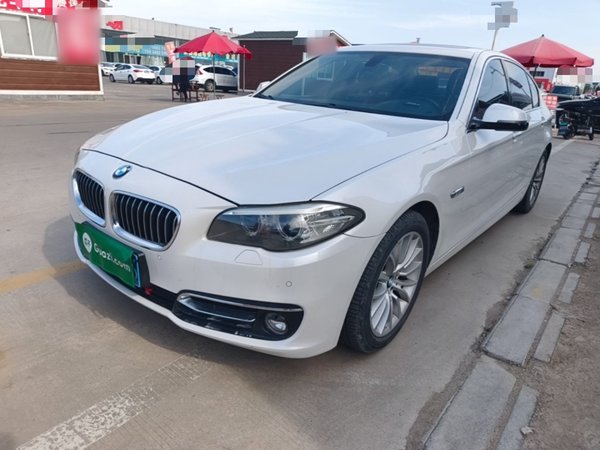 BMW 5 Series · 2017 год