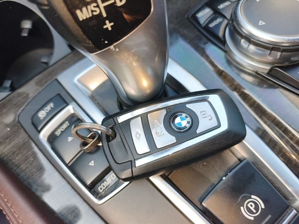 BMW 5 Series 2017, 141100 км, за 15785 USD - фото 12