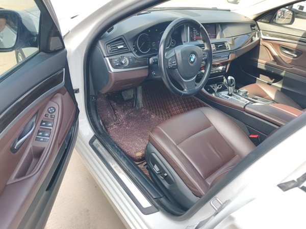 BMW 5 Series 2017, 141100 км, за 15785 USD - фото 19