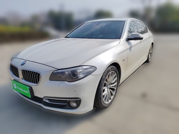 BMW 5 Series · 2017 год