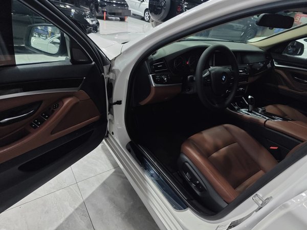 BMW 5 Series 2017, 176000 км, за 16230 USD - фото 19