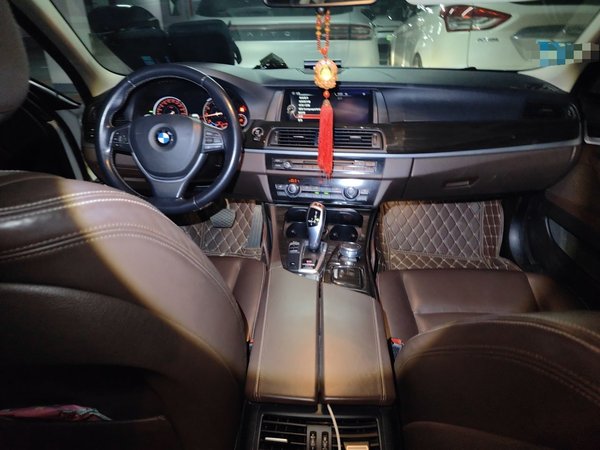 BMW 5 Series 2017, 71700 км, за 15265 USD - фото 10