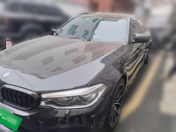 BMW 5 Series · 2018 год