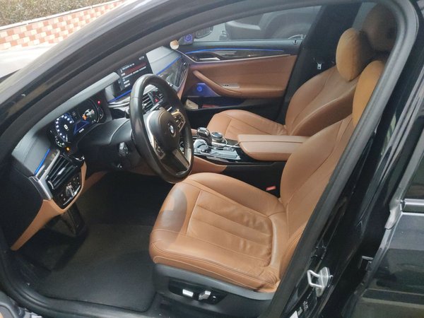 BMW 5 Series 2018, 115200 км, за 25470 USD - фото 16