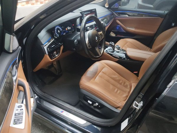 BMW 5 Series 2018, 115200 км, за 25470 USD - фото 17
