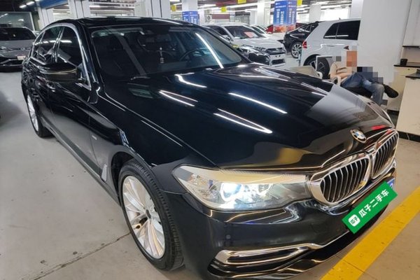 BMW 5 Series 2018, 110500 км, за 21665 USD