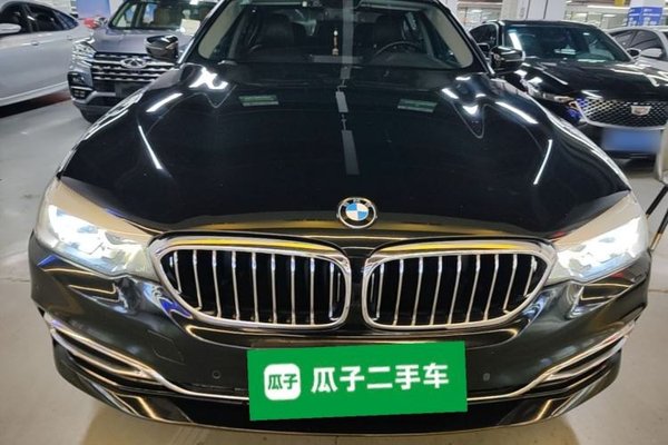BMW 5 Series 2018, 110500 км, за 21665 USD