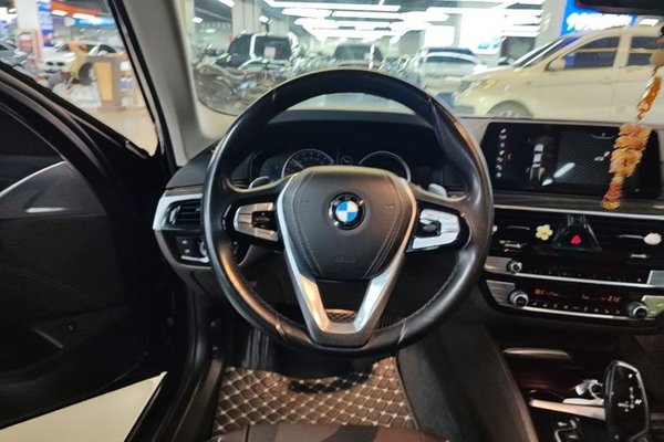 BMW 5 Series 2018, 110500 км, за 21665 USD - фото 14