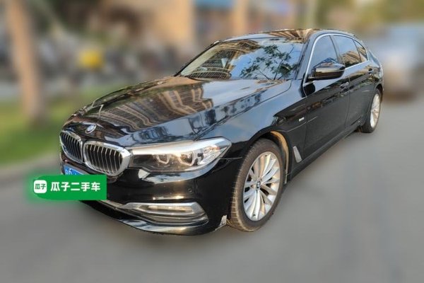BMW 5 Series · 2018 год