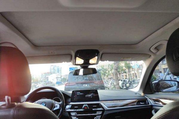 BMW 5 Series 2018, 134800 км, за 18654 USD - фото 19