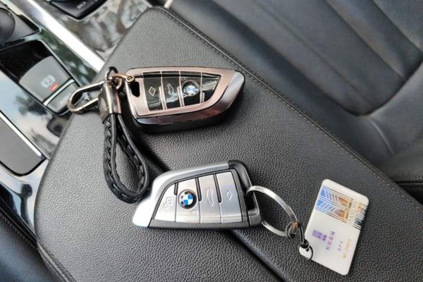 BMW 5 Series 2018, 134800 км, за 18654 USD - фото 9