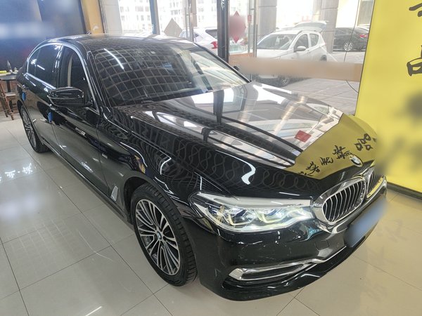 BMW 5 Series 2018, 143400 км, за 23715 USD