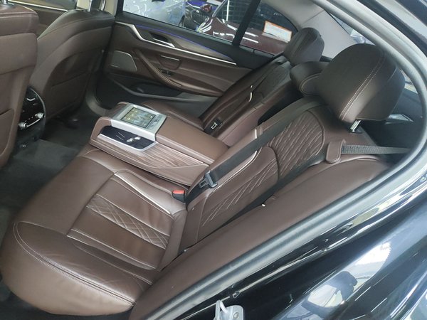 BMW 5 Series 2018, 143400 км, за 23715 USD - фото 22