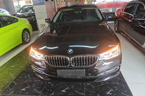 BMW 5 Series 2018, 47699 км, за 24672 USD