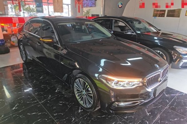 BMW 5 Series 2018, 47699 км, за 24672 USD