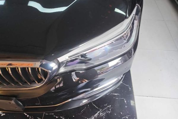 BMW 5 Series 2018, 47699 км, за 24672 USD - фото 8