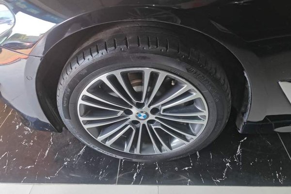 BMW 5 Series 2018, 47699 км, за 24672 USD - фото 10