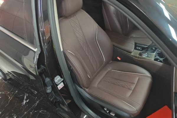 BMW 5 Series 2018, 47699 км, за 24672 USD - фото 19