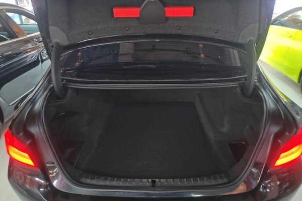 BMW 5 Series 2018, 47699 км, за 24672 USD - фото 22