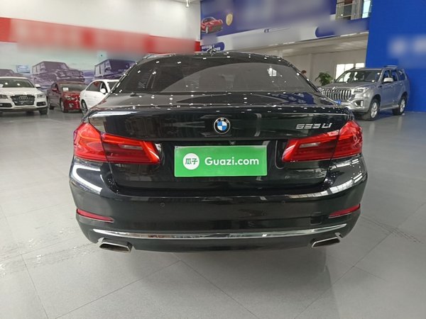 BMW 5 Series 2018, 97500 км, за 23616 USD