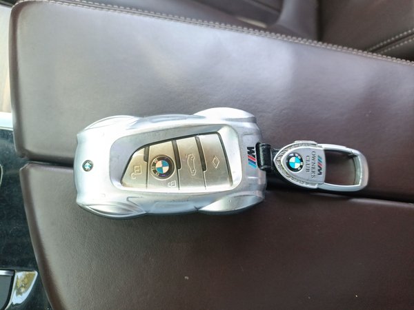 BMW 5 Series 2018, 156300 км, за 22469 USD - фото 11