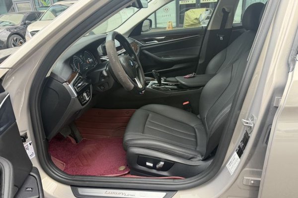 BMW 5 Series 2018, 145500 км, за 19138 USD - фото 10