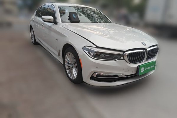 BMW 5 Series 2018, 113100 км, за 20725 USD