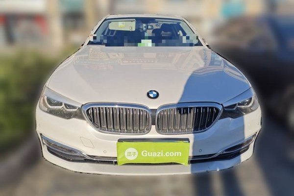 BMW 5 Series 2018, 139500 км, за 19874 USD