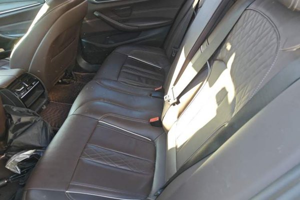 BMW 5 Series 2018, 139500 км, за 19874 USD - фото 17