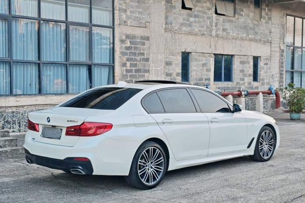BMW 5 Series 2018, 156700 км, за 20791 USD - фото 9