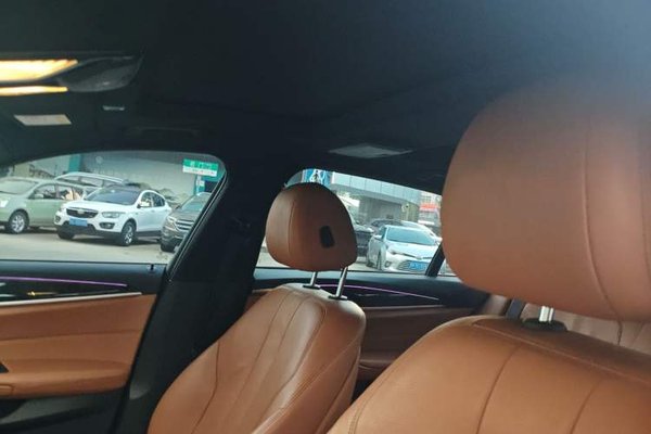 BMW 5 Series 2018, 156700 км, за 20791 USD - фото 13