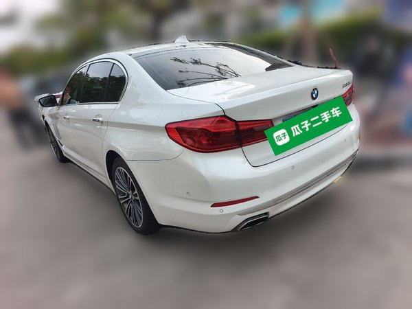 BMW 5 Series 2018, 71600 км, за 0 USD