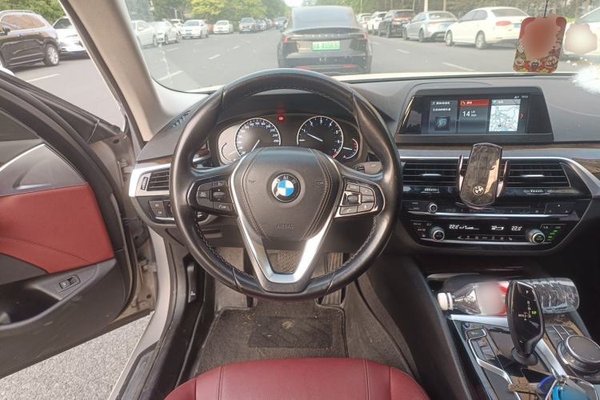 BMW 5 Series 2018, 87400 км, за 20206 USD - фото 11