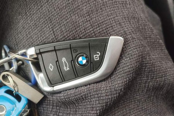 BMW 5 Series 2018, 87400 км, за 20206 USD - фото 9