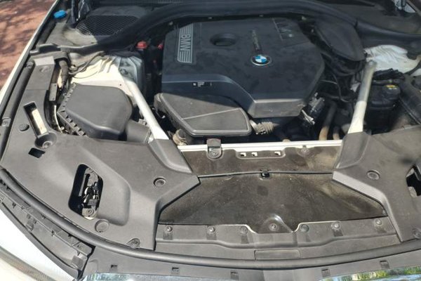 BMW 5 Series 2018, 94600 км, за 21195 USD - фото 23