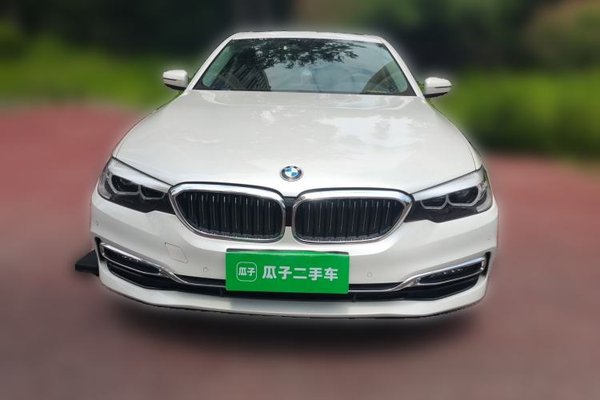 BMW 5 Series 2018, 94600 км, за 21195 USD