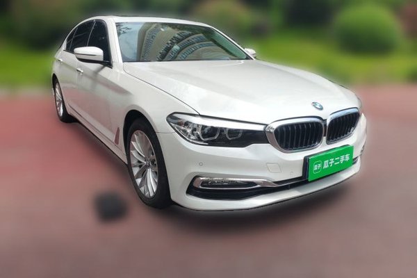 BMW 5 Series 2018, 94600 км, за 21195 USD