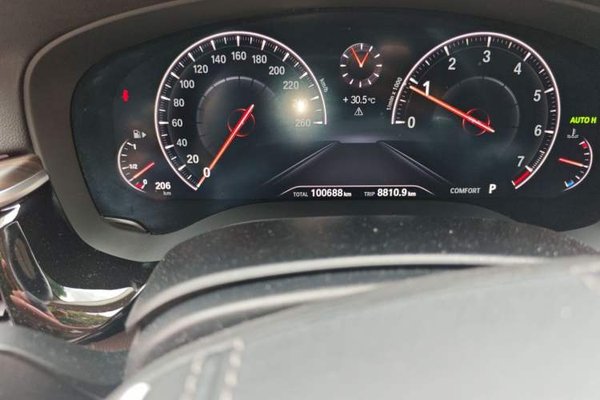 BMW 5 Series 2018, 100600 км, за 21762 USD - фото 9