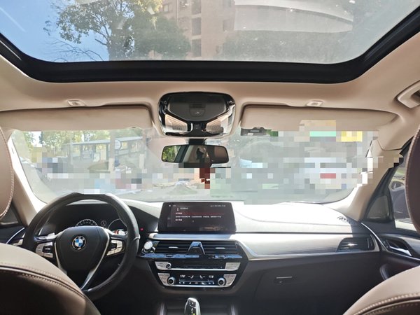 BMW 5 Series 2019, 63000 км, за 30975 USD - фото 15