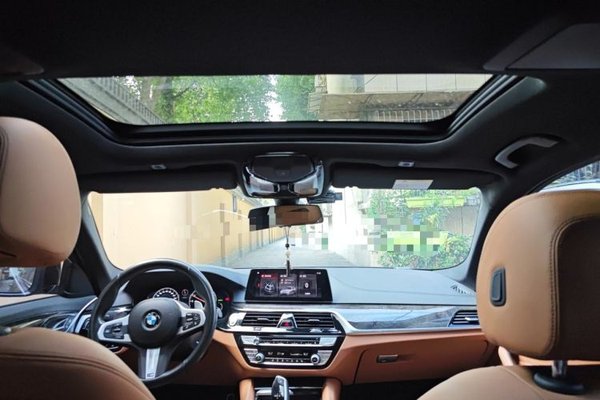BMW 5 Series 2019, 71400 км, за 24567 USD - фото 15