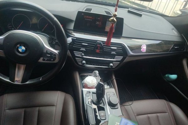 BMW 5 Series 2019, 89600 км, за 20842 USD - фото 9