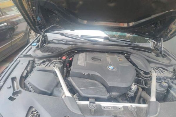 BMW 5 Series 2019, 89600 км, за 20842 USD - фото 23